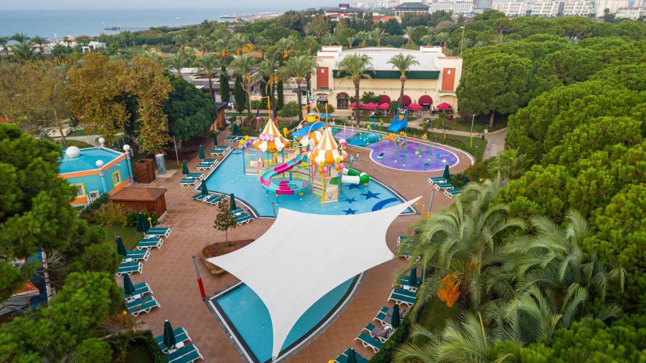 Ic Hotels Green Palace - Kids Concept Antalya Exteriér fotografie Aerial view of the park