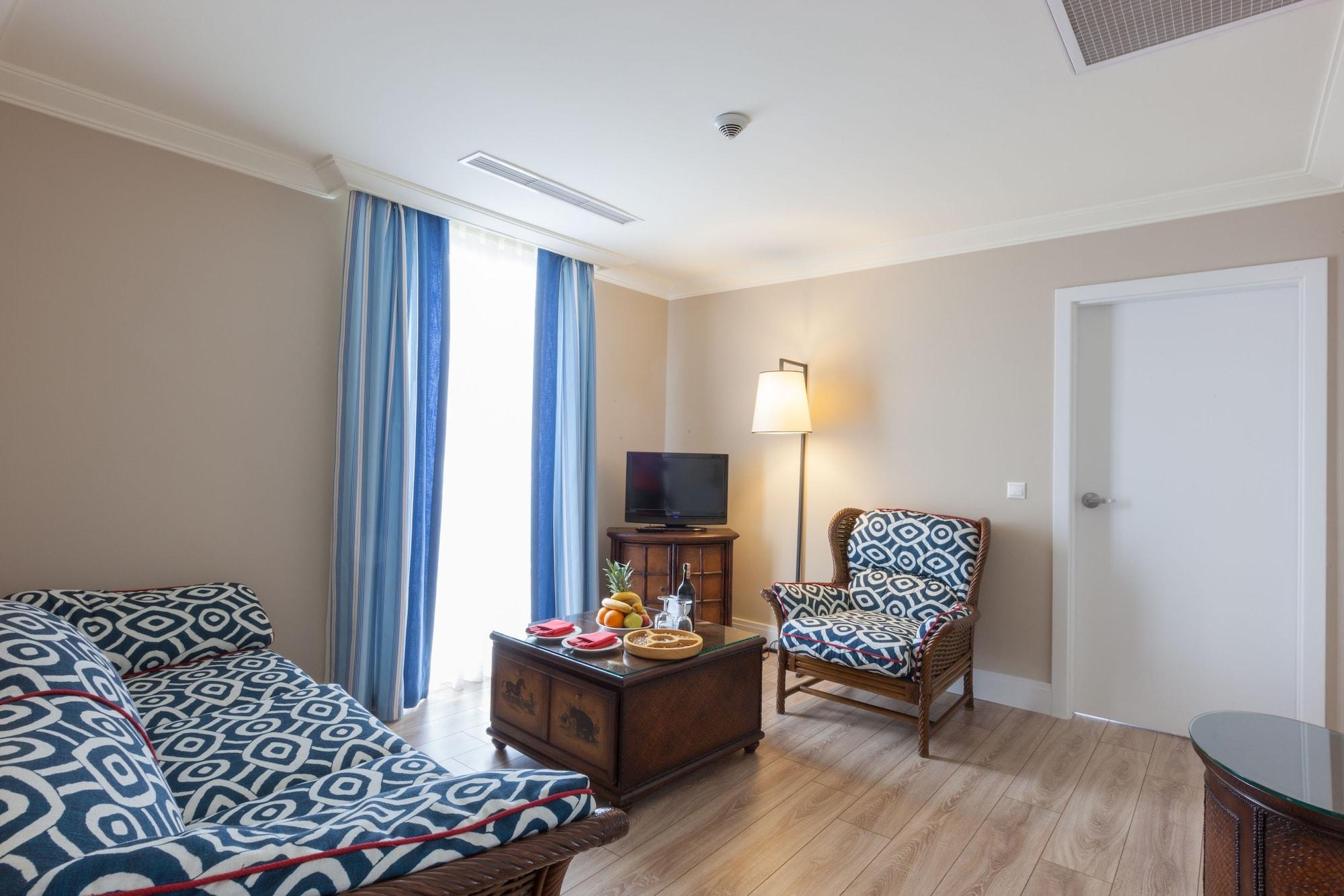 Ic Hotels Green Palace - Kids Concept Antalya Exteriér fotografie A living room at the hotel