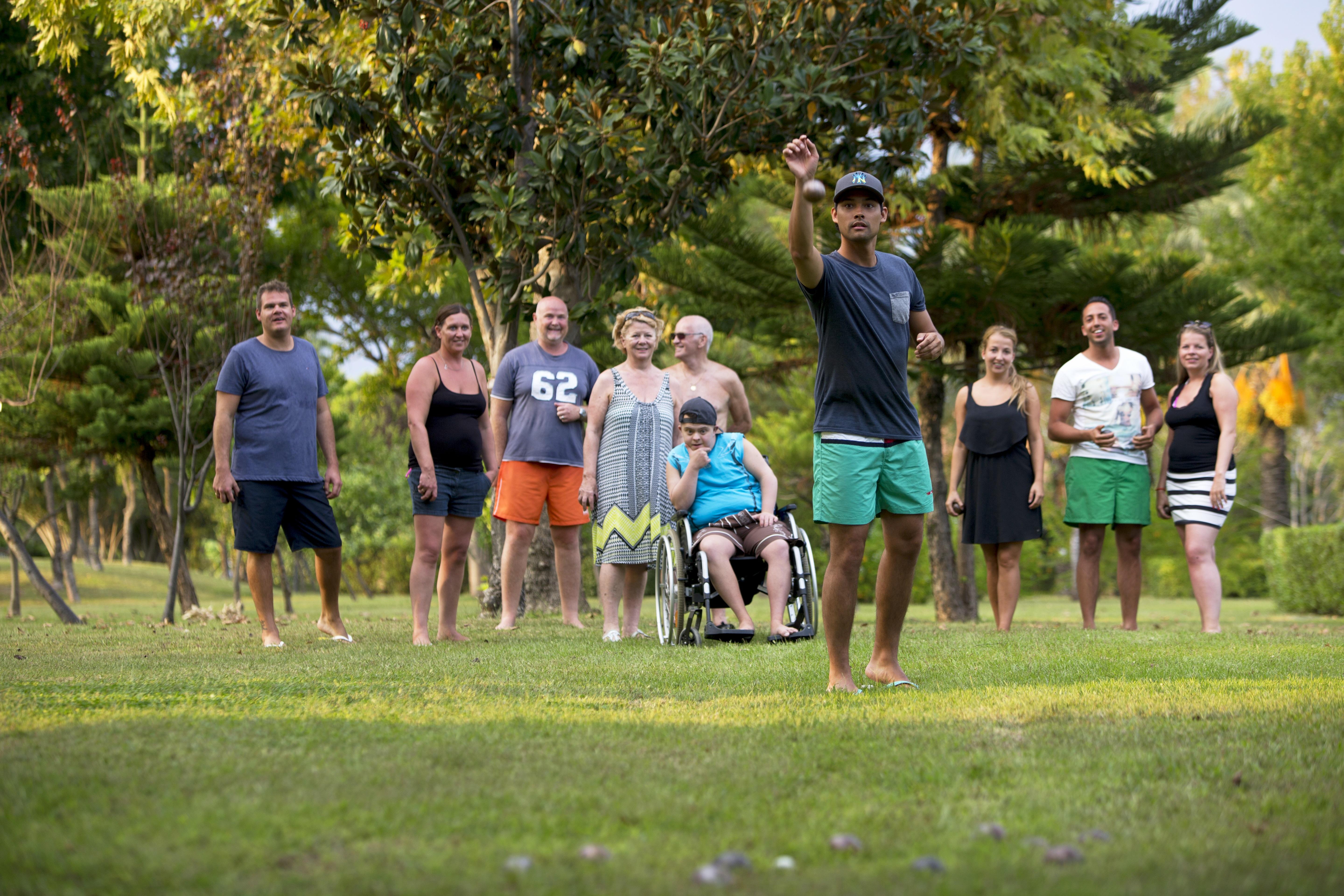 Ic Hotels Green Palace - Kids Concept Antalya Exteriér fotografie The 2013 Australian Paralympic Team