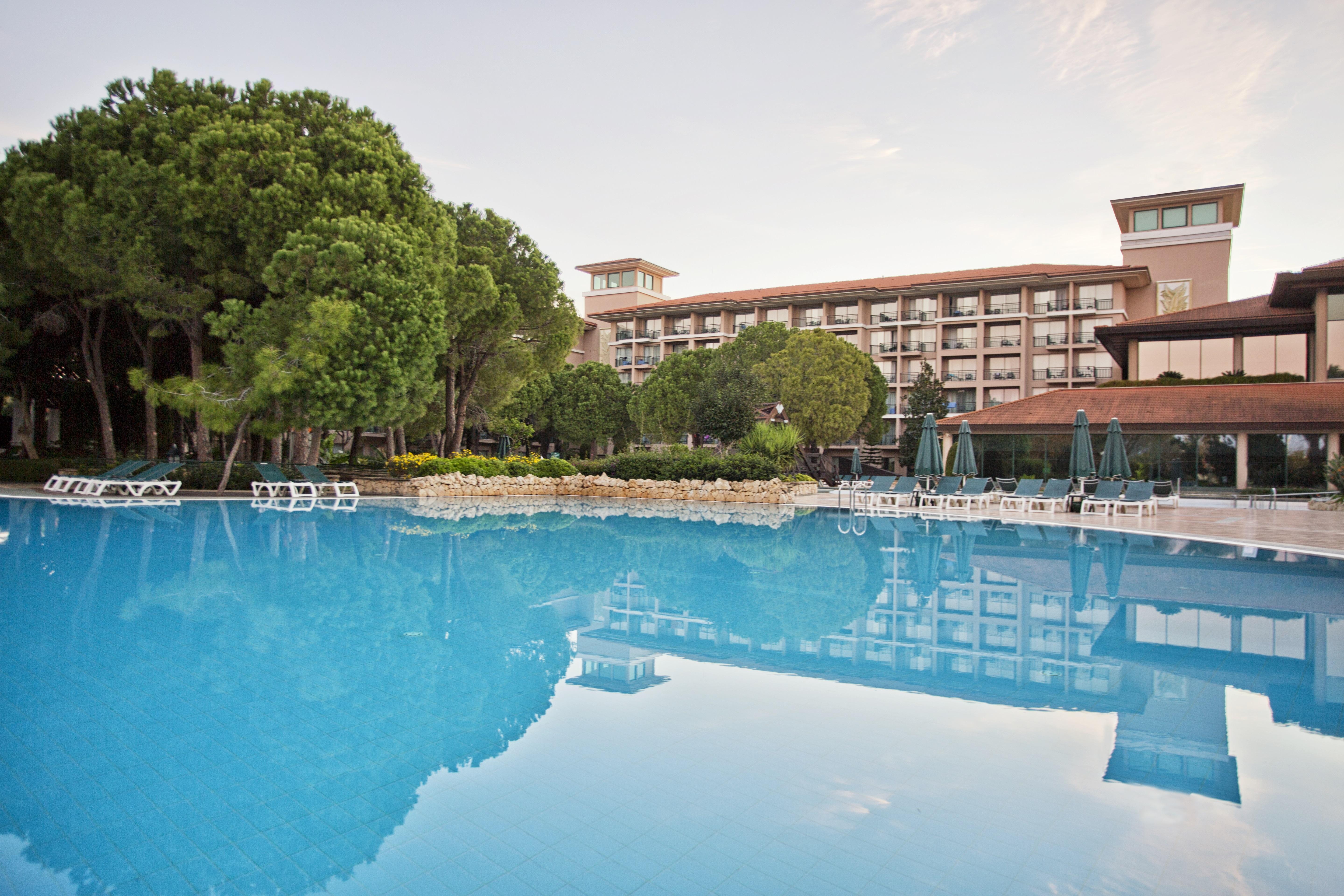 Ic Hotels Green Palace - Kids Concept Antalya Exteriér fotografie The hotel's swimming pool