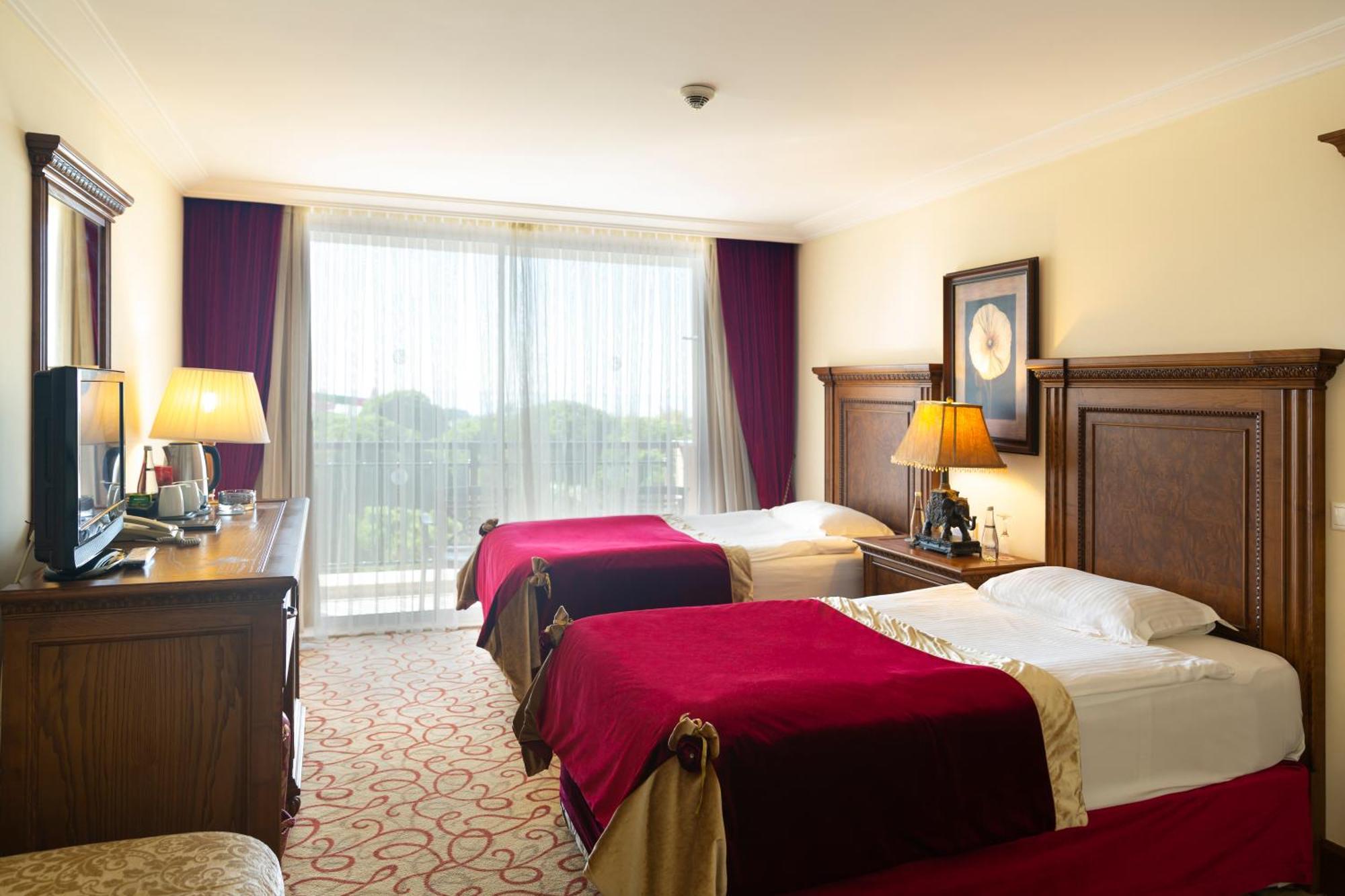 Ic Hotels Green Palace - Kids Concept Antalya Pokoj fotografie A room at the hotel
