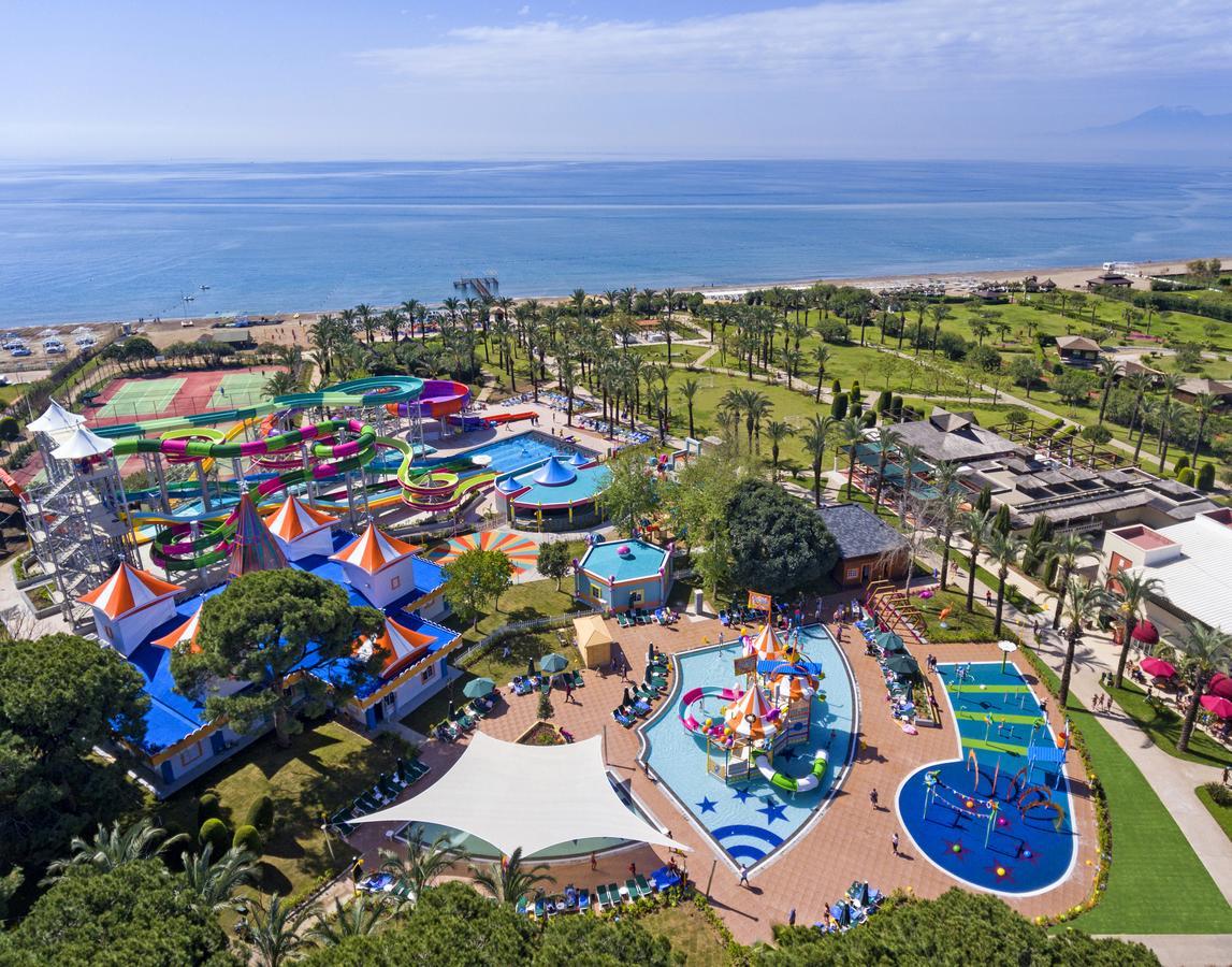 Ic Hotels Green Palace - Kids Concept Antalya Exteriér fotografie Aerial view of the park